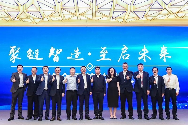 ���������족���칤ҵ�������� ��ӯ��ɷ�������ҵ�濢ս������