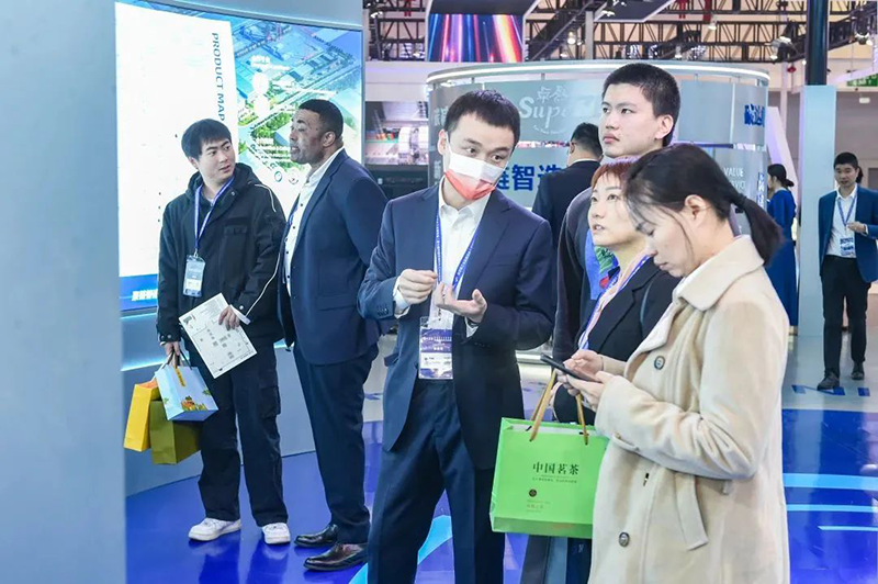 �������� ����δ�� | 2023����ӯ�ᡤ���ɿ͹�ҵƷչԲ����Ļ